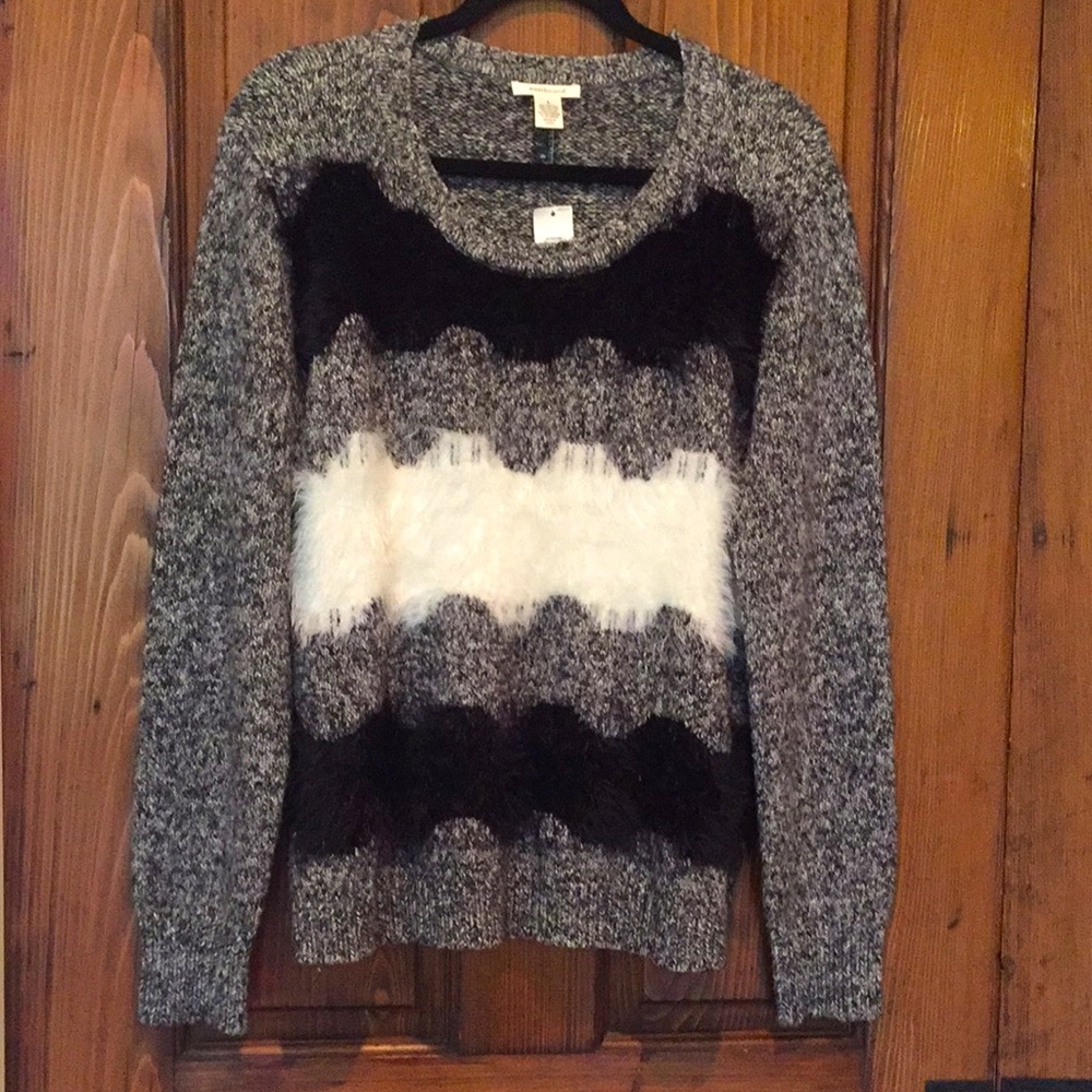 Westbound Women’s Size L Sweater